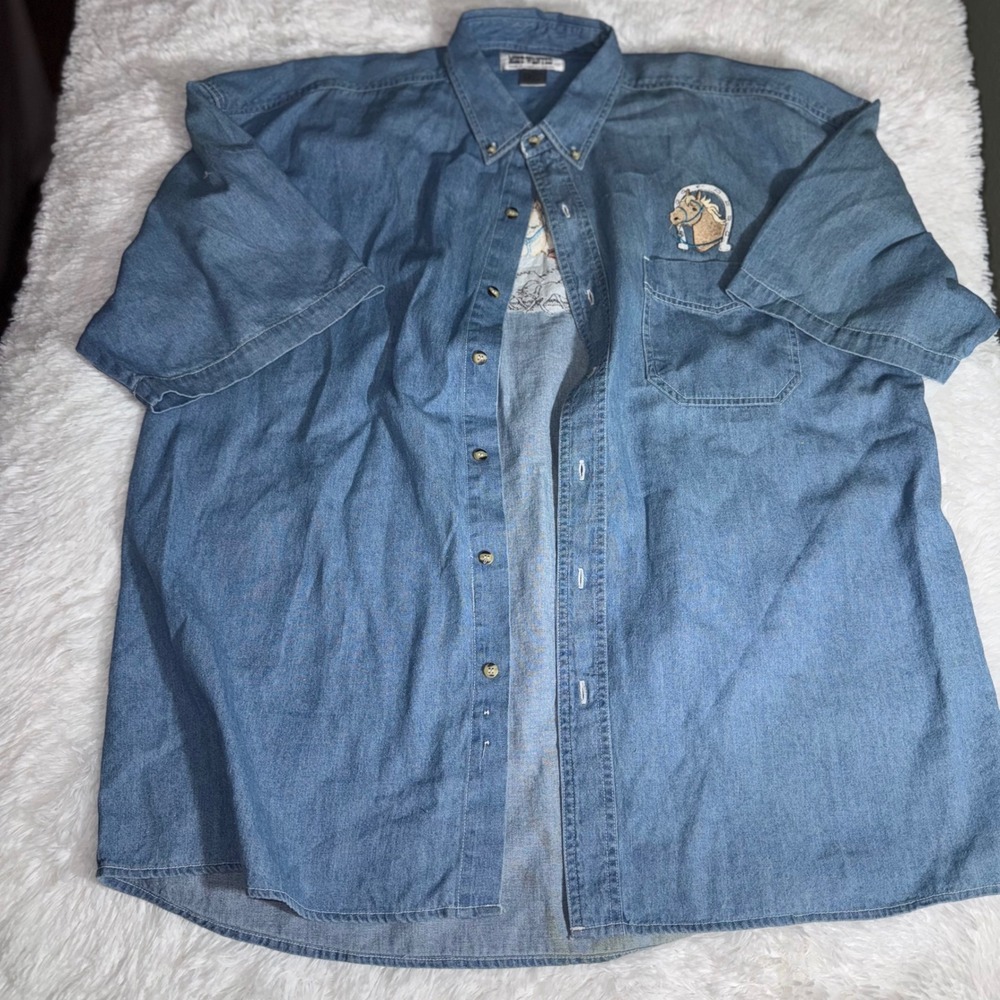 Most Wanted Mens XL Denim Short Sleeve Button Down Shirt‎ Horse Embroidery Blue